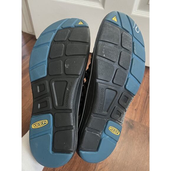 KEEN Men’s Uneek Gray 2 Cord Bungee Cinch Hiking Outdoor Sandals Shoes Sz 11 - Picture 10 of 10